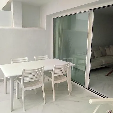 Vcs Miraflores Beachfront Luxury Apartment Apartment
